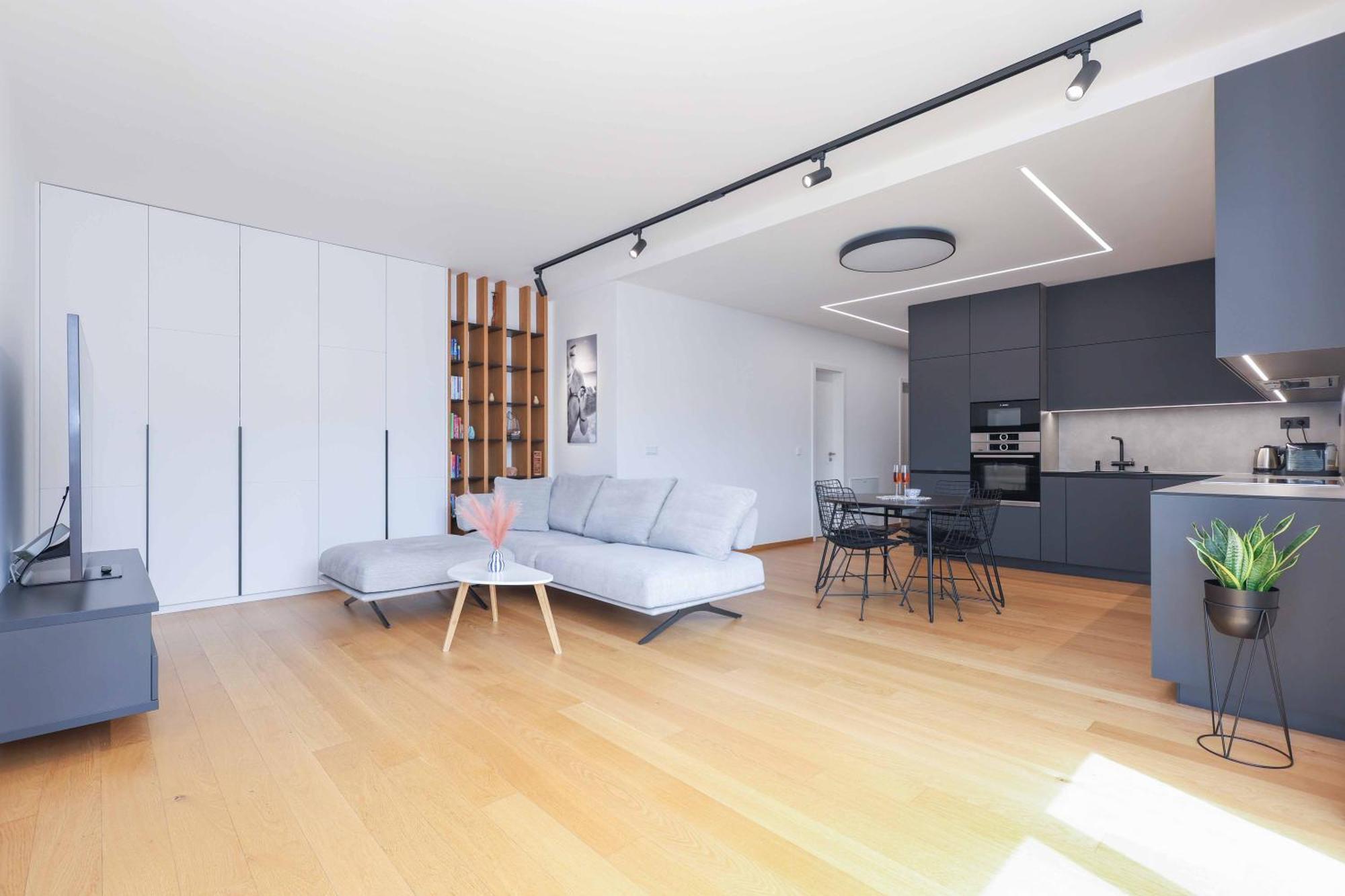 Apartament Downtown Luxe Retreat- Konventna Bratysława Zewnętrze zdjęcie