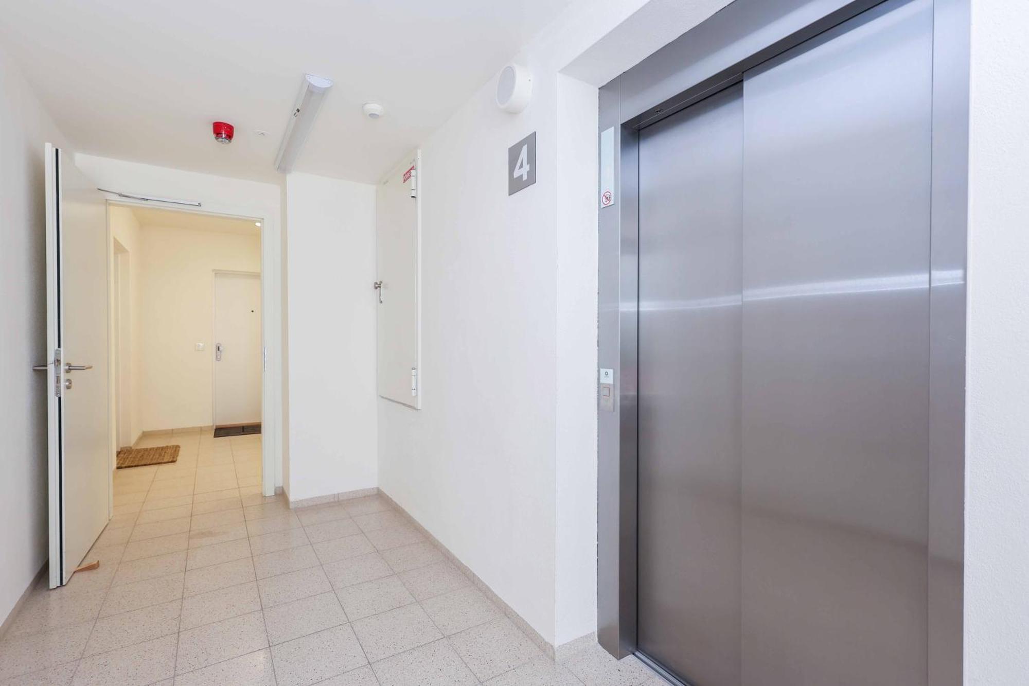 Apartament Downtown Luxe Retreat- Konventna Bratysława Zewnętrze zdjęcie